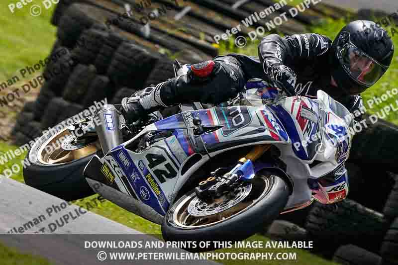cadwell no limits trackday;cadwell park;cadwell park photographs;cadwell trackday photographs;enduro digital images;event digital images;eventdigitalimages;no limits trackdays;peter wileman photography;racing digital images;trackday digital images;trackday photos